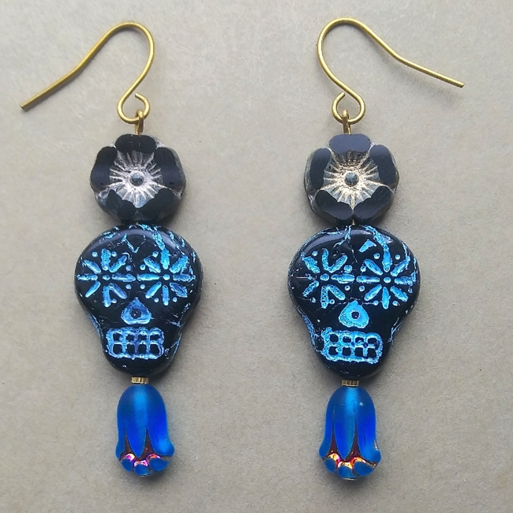 'Black Dahlia' Earrings